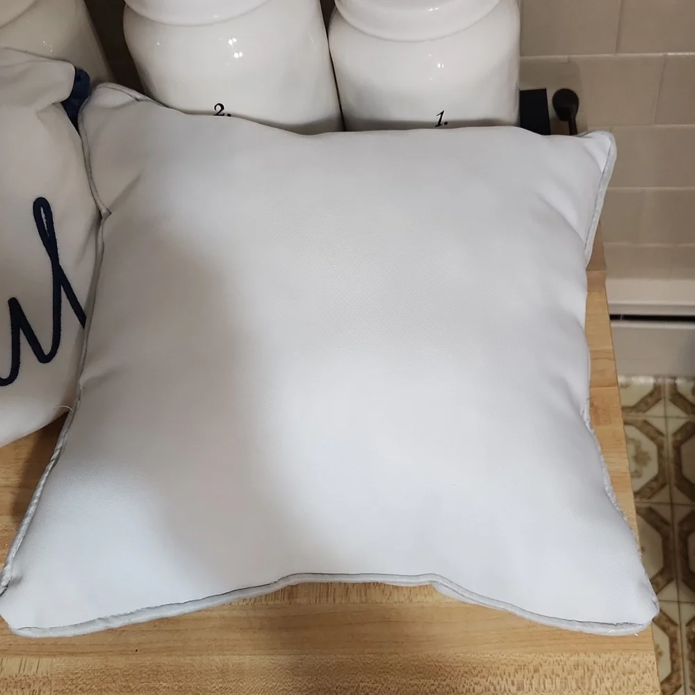 Two Pillow Bundle - Picture 4 of 6